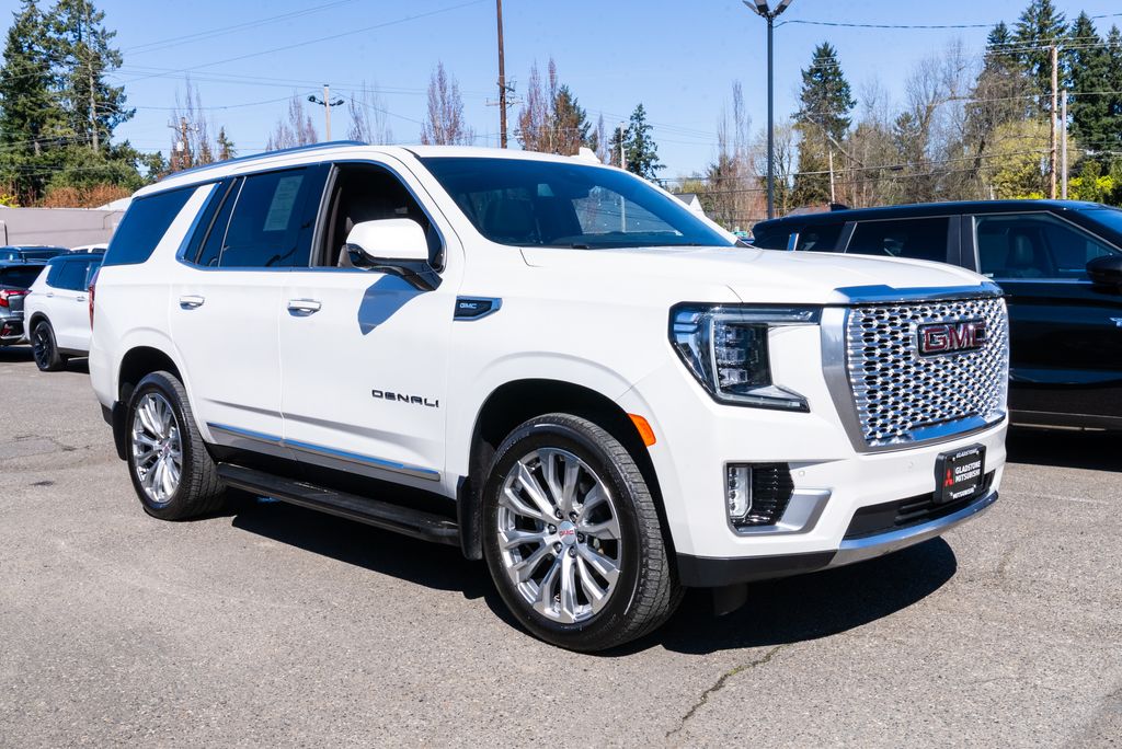 2024 GMC Yukon Denali's photo
