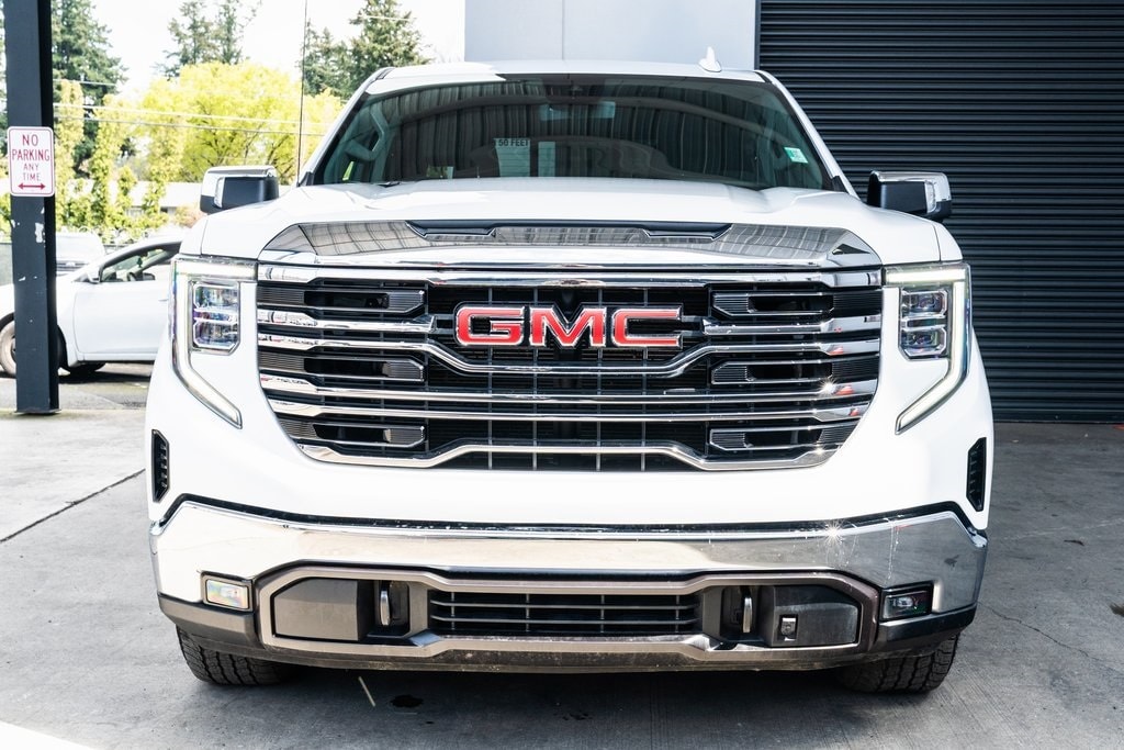 Used 2023 GMC Sierra 1500 SLT with VIN 3GTUUDEL8PG182293 for sale in Milwaukie, OR