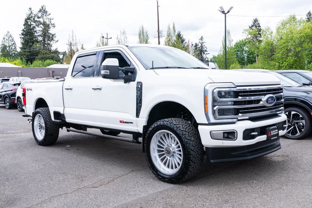 2023 Ford F-350 Limited 4x4 Crew Cab 176 in SRW's photo