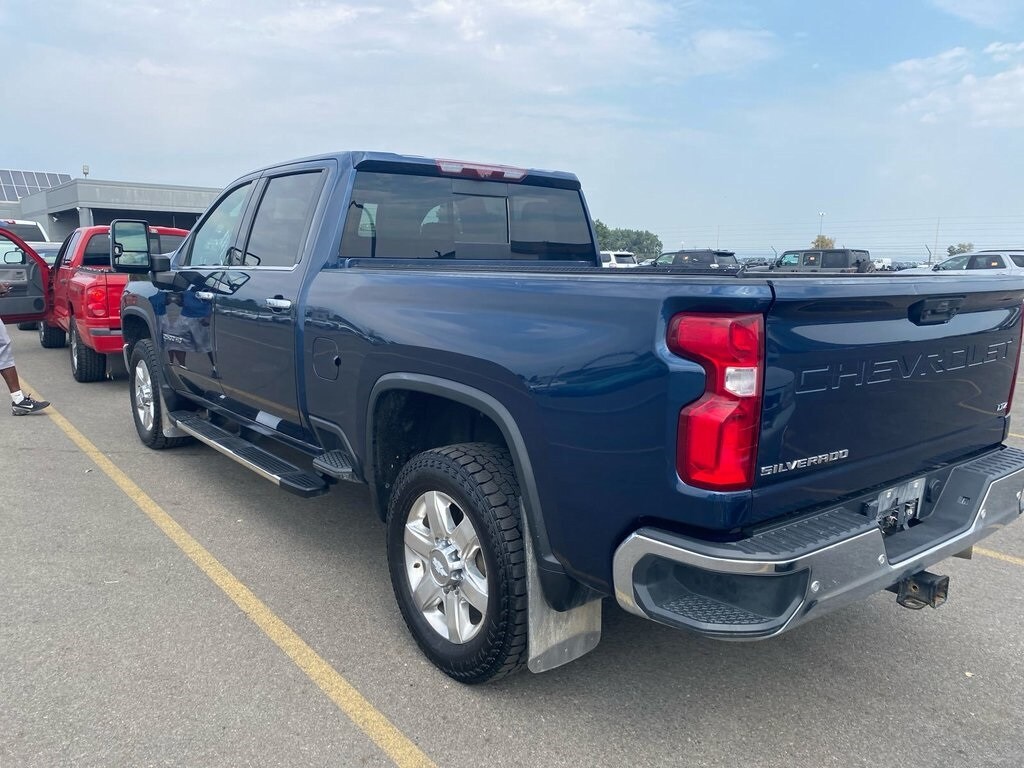 2020 Chevrolet Silverado 2500HD LTZ photo 3