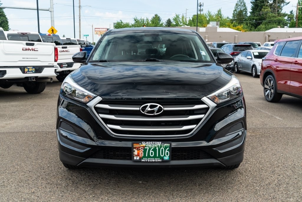 Used 2018 Hyundai Tucson SE with VIN KM8J2CA41JU752796 for sale in Milwaukie, OR