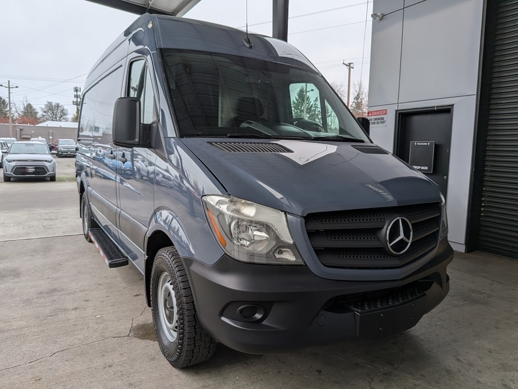 2018 Mercedes-Benz Sprinter Cargo Van Base