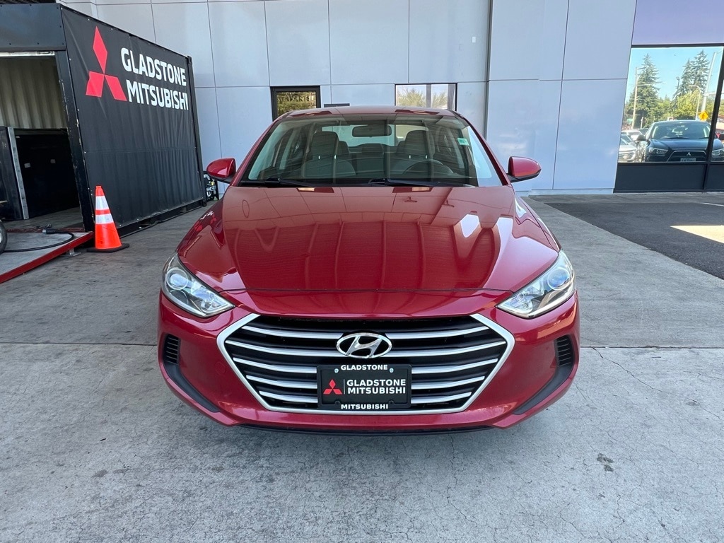 Used 2018 Hyundai Elantra SE with VIN KMHD74LFXJU452824 for sale in Milwaukie, OR