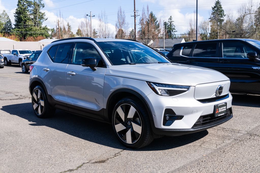 2023 Volvo XC40 P8 Recharge Ultimate AWD's photo