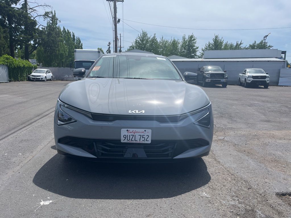 Used 2025 Kia EV6 Wind with VIN 5XYC34JA6SG005039 for sale in Milwaukie, OR