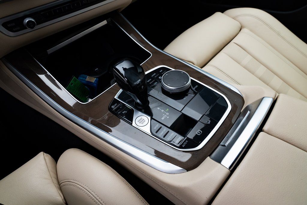 2021 BMW X5 40i - Photo 16