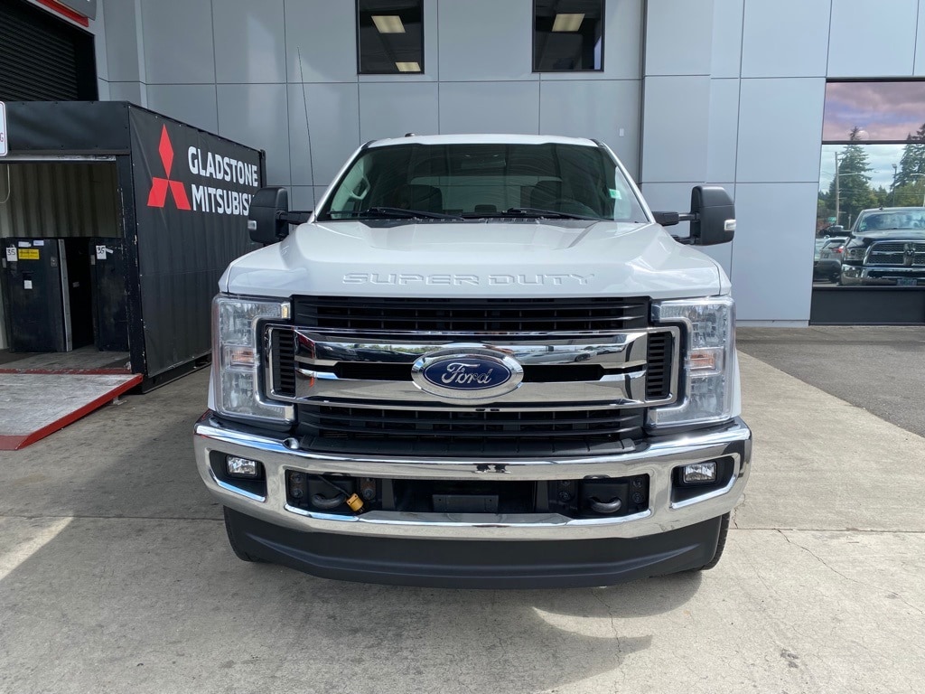 Used 2019 Ford F-350 Super Duty XLT with VIN 1FT8W3BT7KEG13717 for sale in Milwaukie, OR