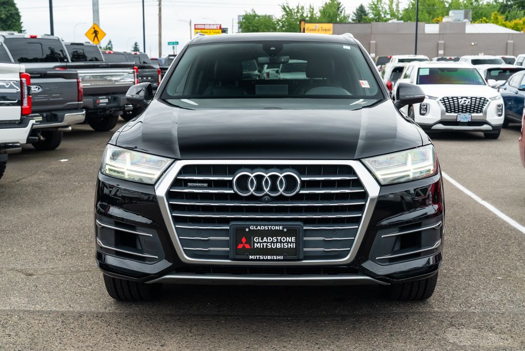 Used 2017 Audi Q7 Premium Plus with VIN WA1LAAF71HD016646 for sale in Milwaukie, OR