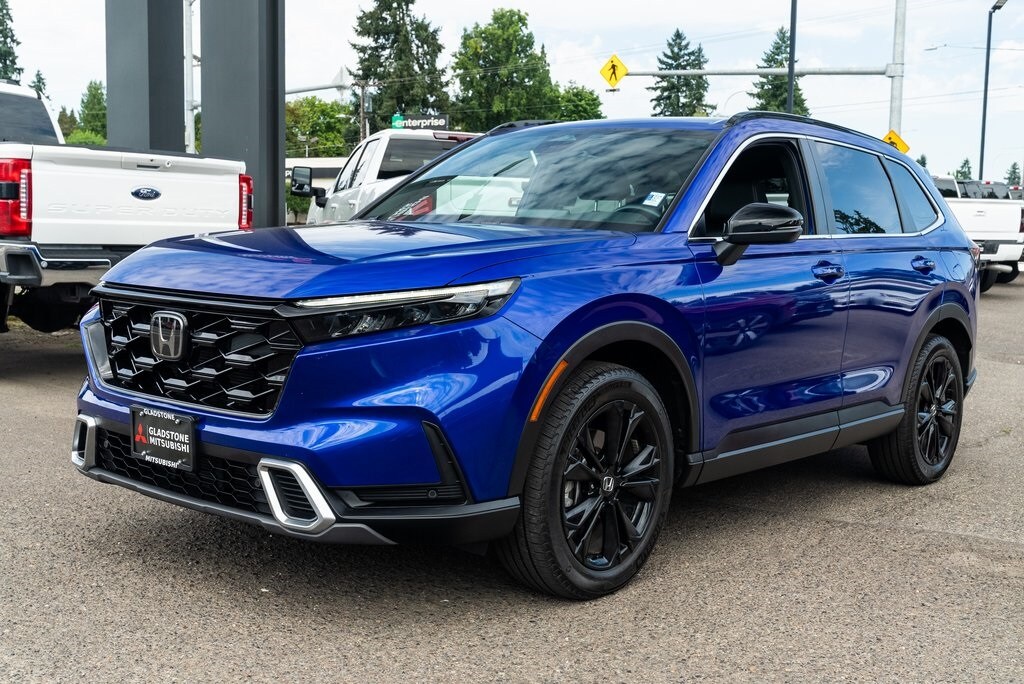 2023 Honda CR-V Hybrid Sport Touring photo 3