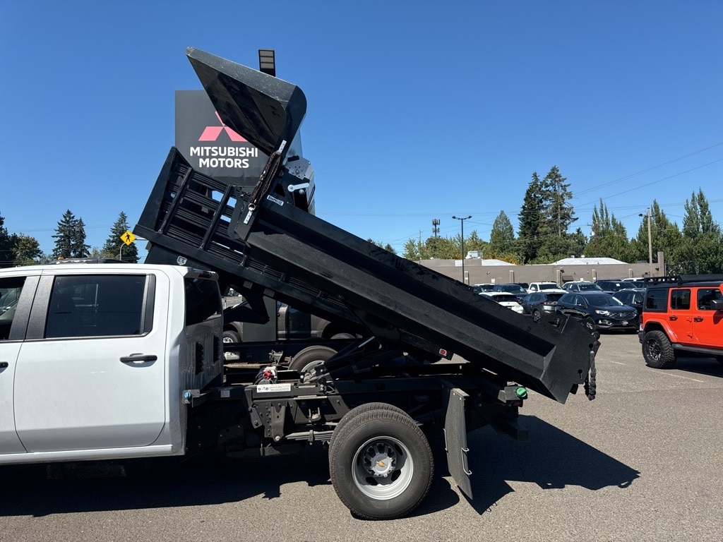 Used 2024 Chevrolet Silverado 3500HD Work Truck with VIN 1GB4YSEY6RF267999 for sale in Milwaukie, OR