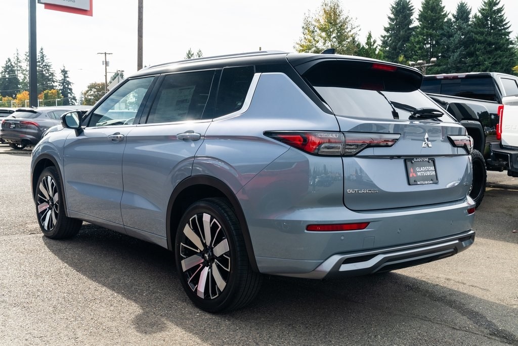 New 2025 Mitsubishi Outlander SEL SUV