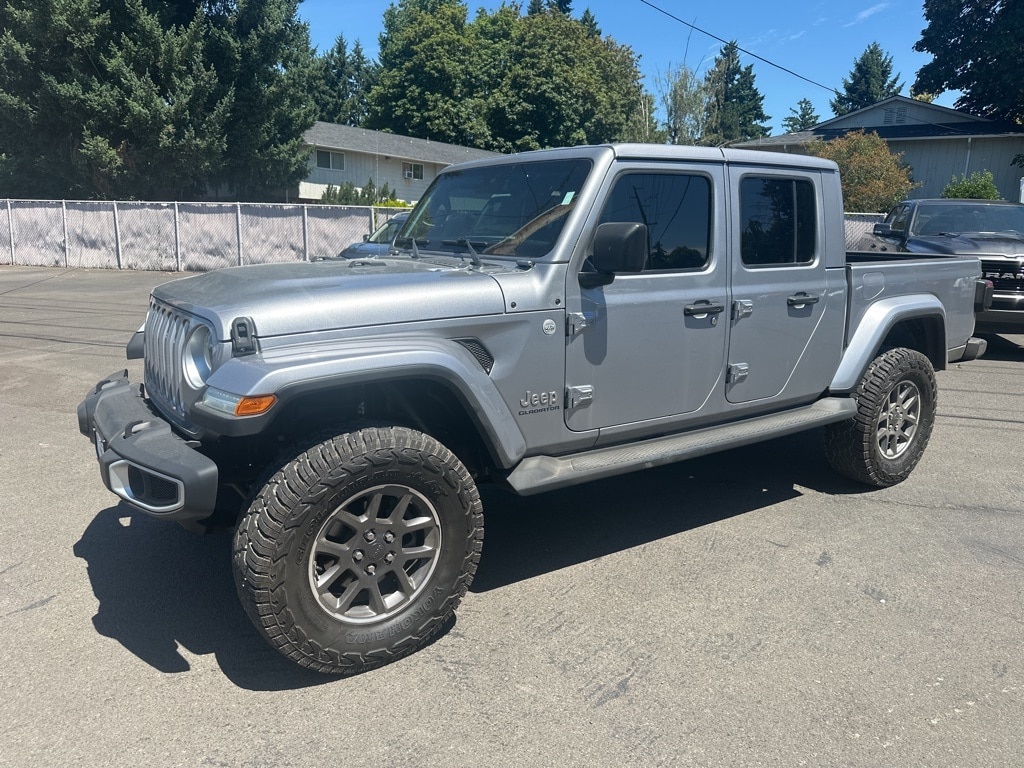 Used 2020 Jeep Gladiator Overland with VIN 1C6HJTFG9LL121626 for sale in Milwaukie, OR