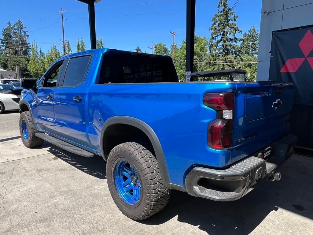 Used 2023 Chevrolet Silverado 1500 ZR2 with VIN 3GCUDHEL4PG126875 for sale in Milwaukie, OR