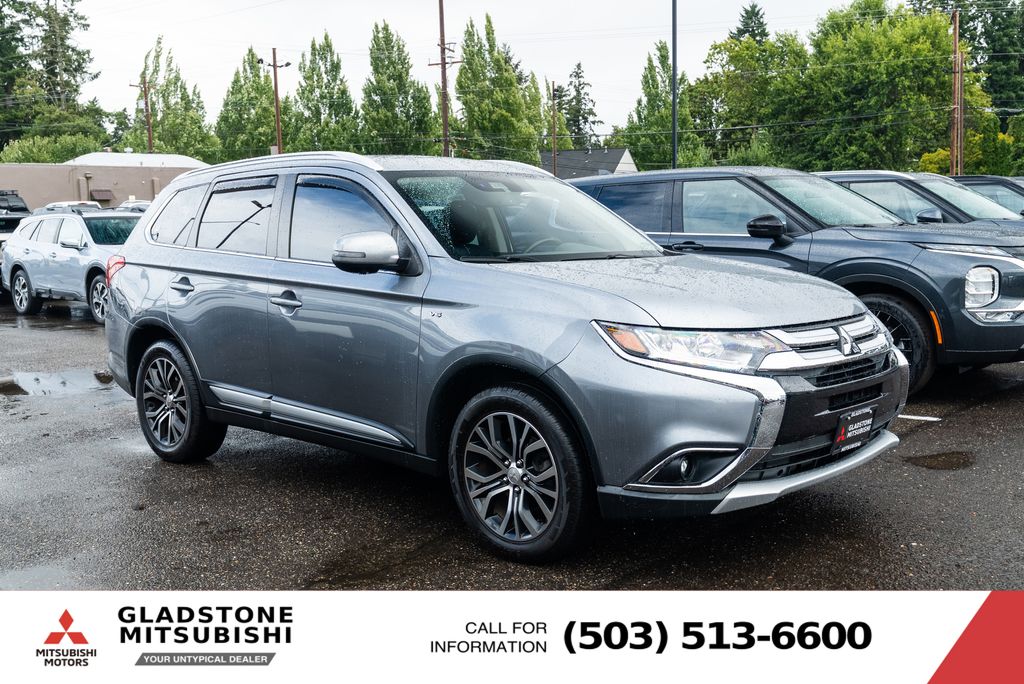 Used 2017 Mitsubishi Outlander GT with VIN JA4JZ4AX0HZ070998 for sale in Milwaukie, OR