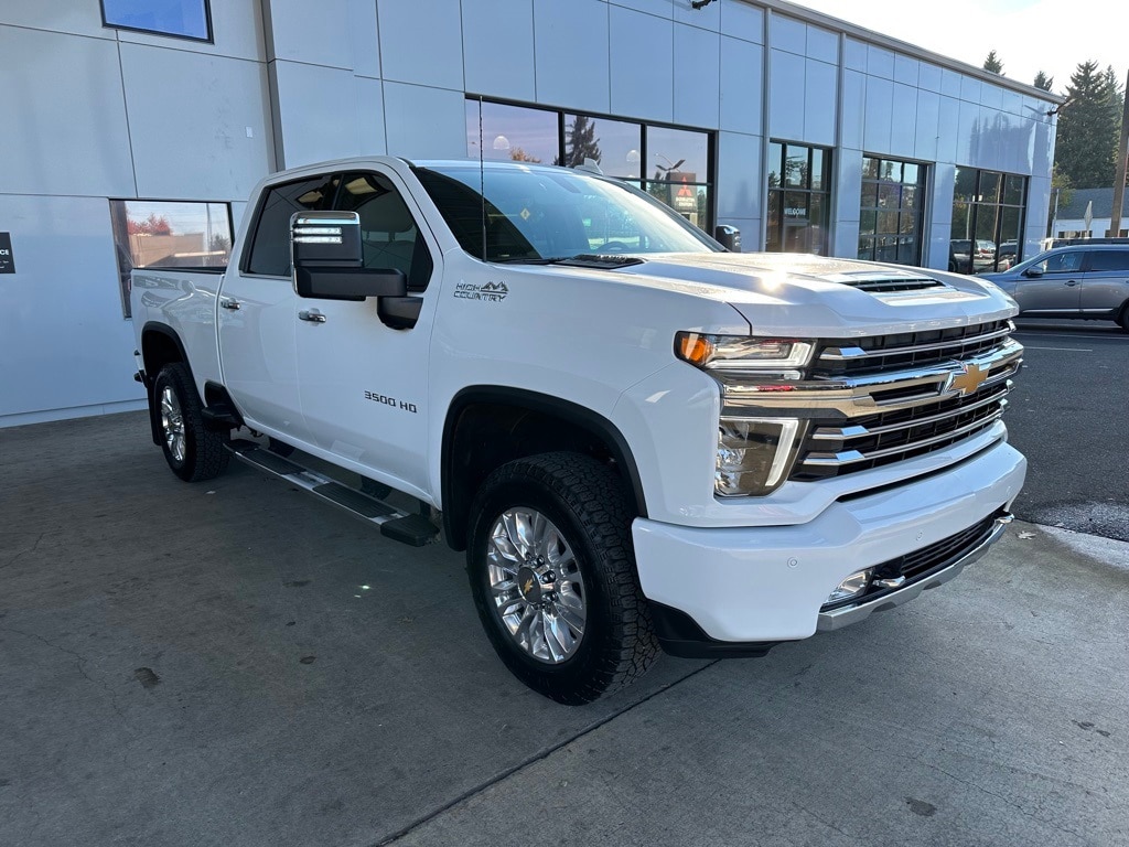 Used 2023 Chevrolet Silverado 3500HD High Country with VIN 2GC4YVEY7P1714793 for sale in Milwaukie, OR