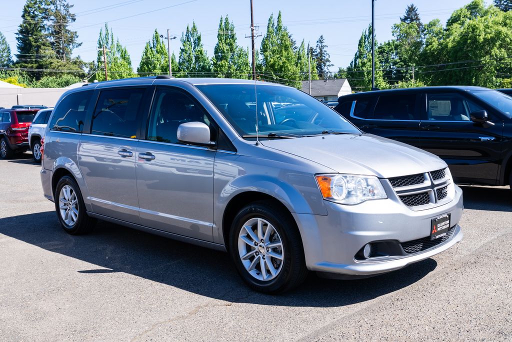 2019 Dodge Grand Caravan SXT's photo