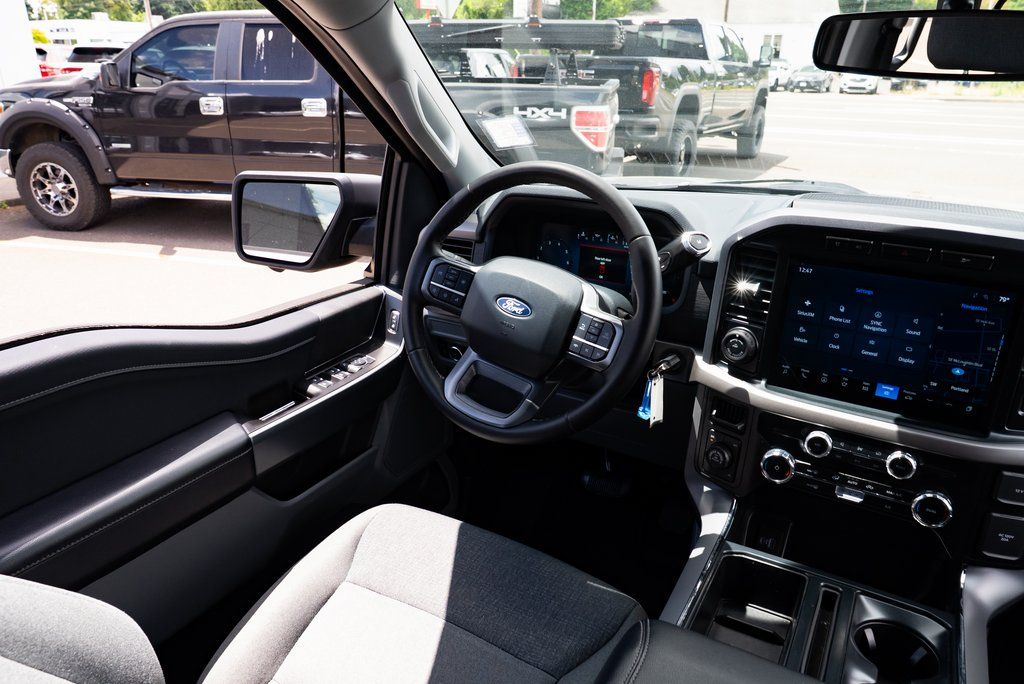 2024 Ford F-150 XLT - Photo 9