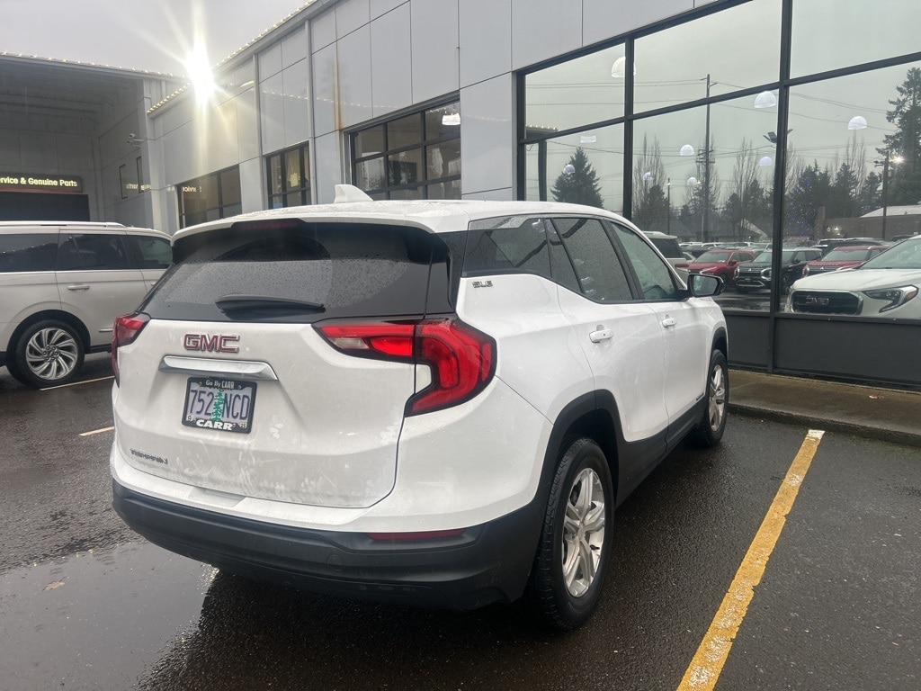 2021 GMC Terrain SLE's photo