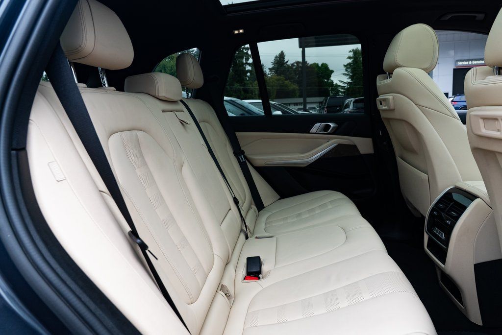 2021 BMW X5 40i - Photo 22