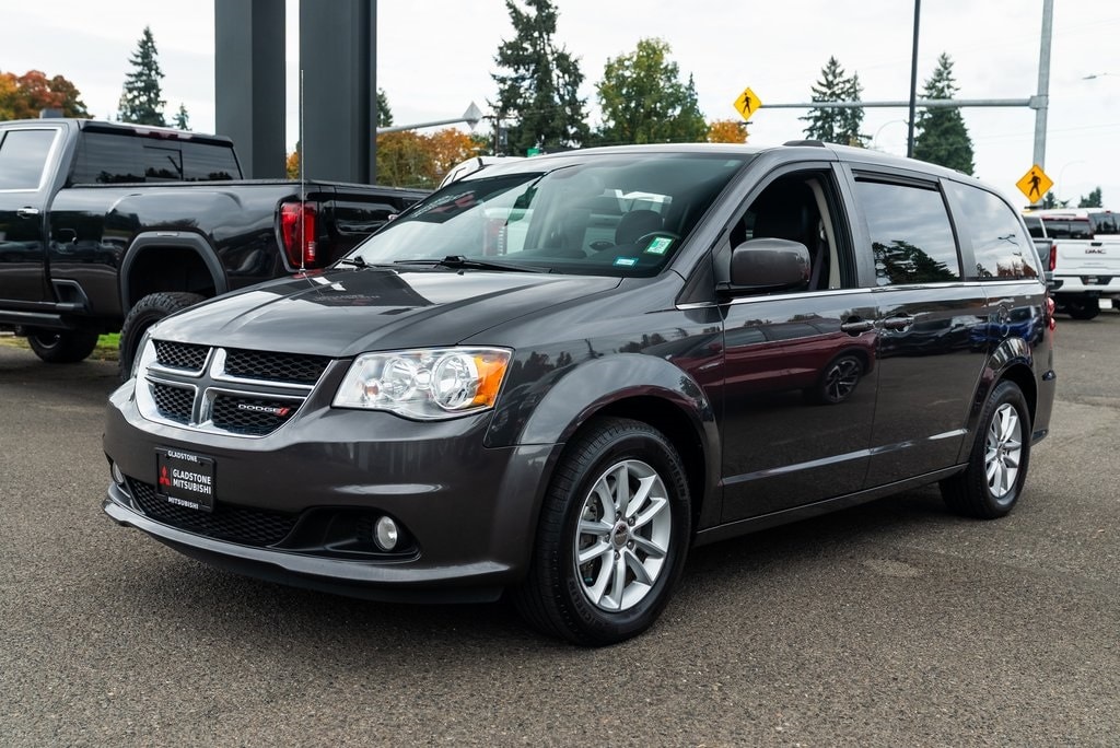 Used 2019 Dodge Grand Caravan SXT Van Passenger Van