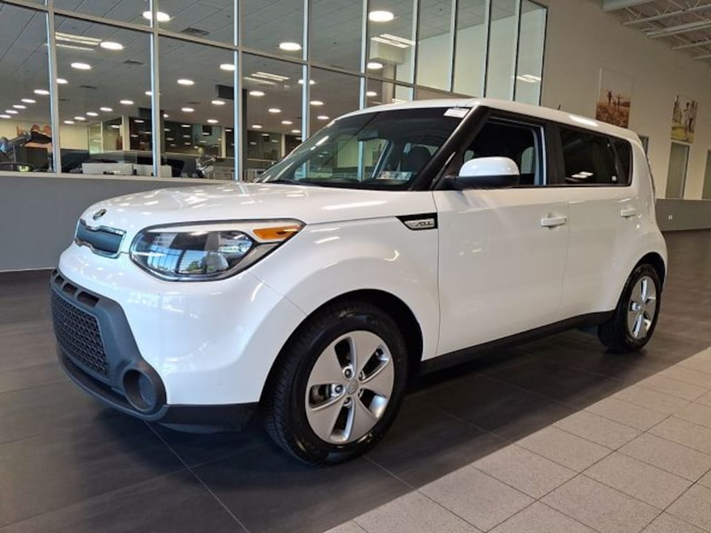 Used 2015 Kia Soul Base Hatchback