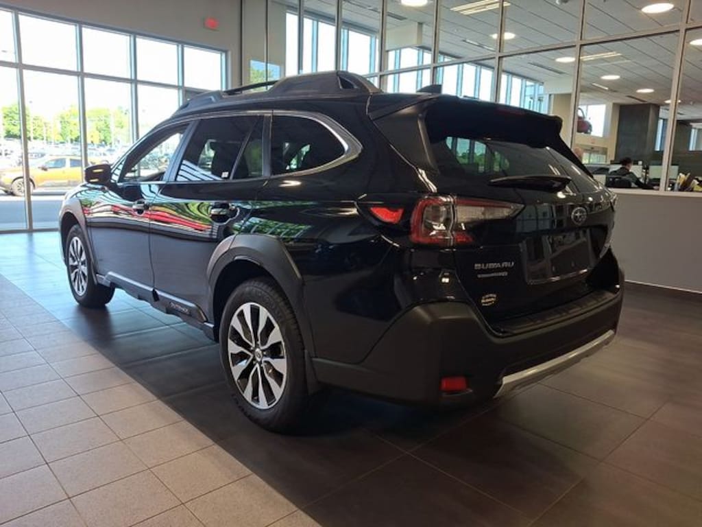 Certified 2025 Subaru Outback Limited SUV