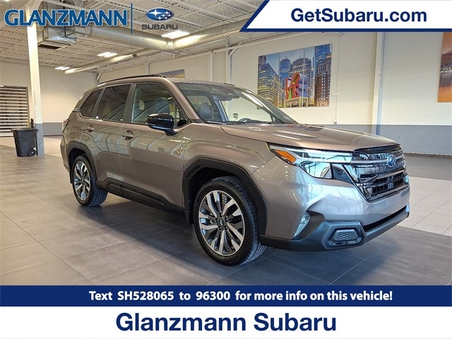 2025 Subaru Forester Touring's photo