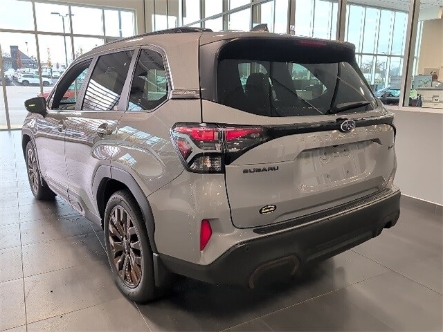 2025 Subaru Forester Sport photo 2