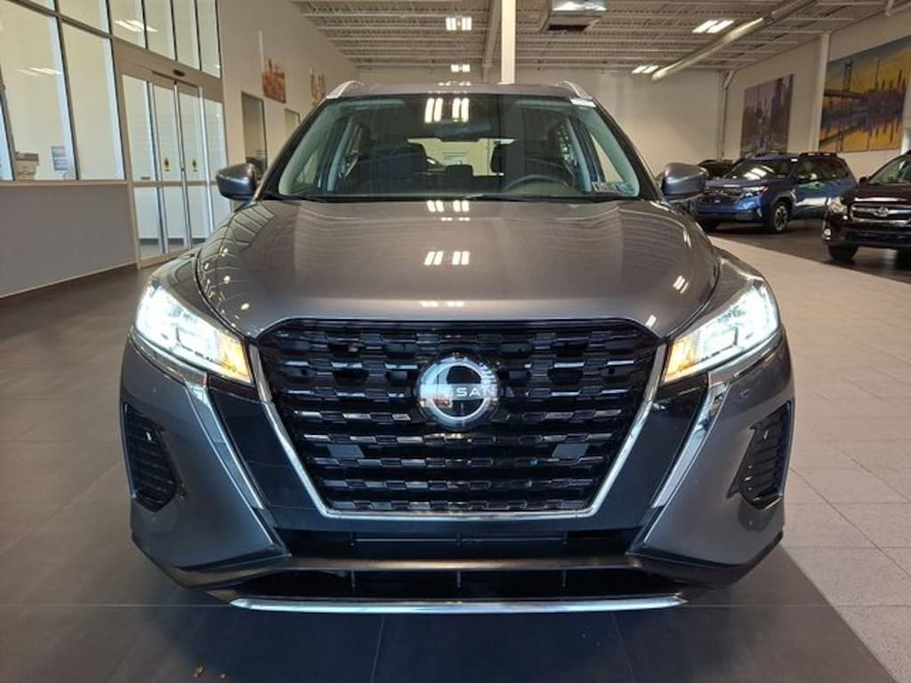Used 2023 Nissan Kicks SV SUV