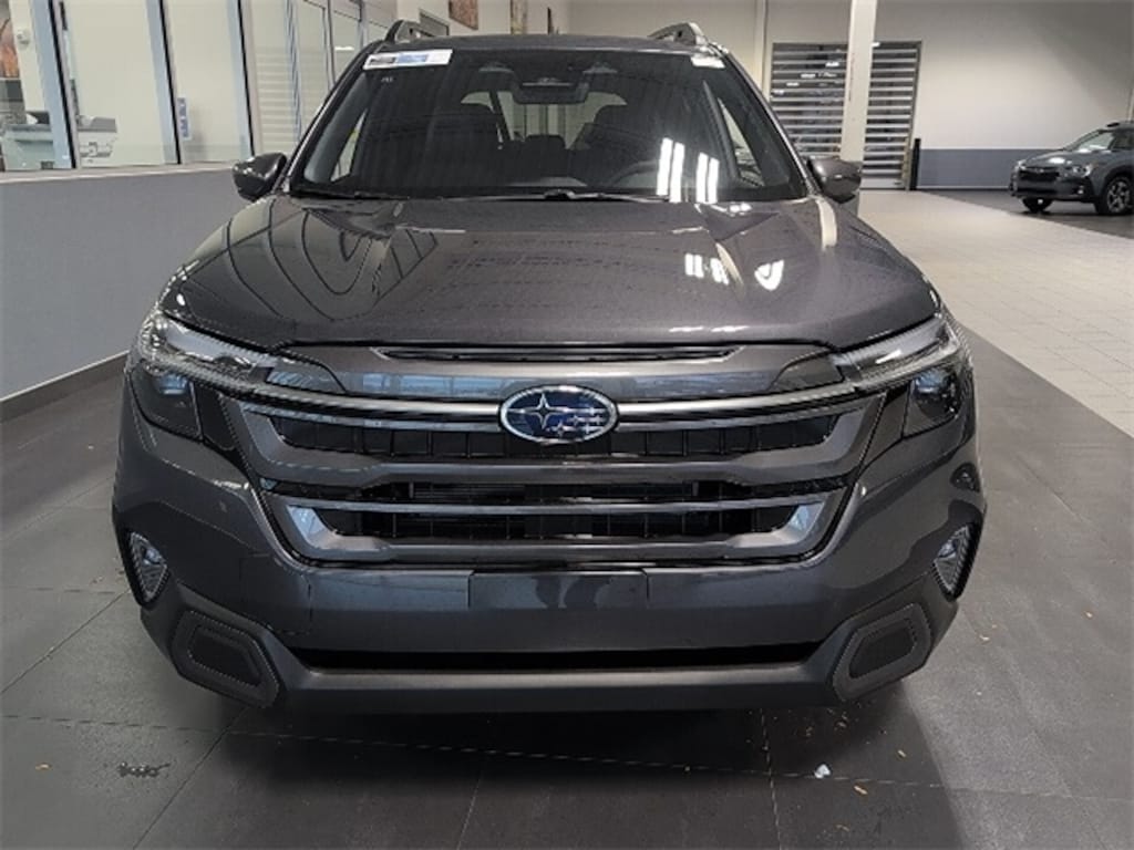 New 2025 Subaru Forester Hybrid Limited SUV