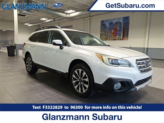 2015 Subaru Outback Limited's photo