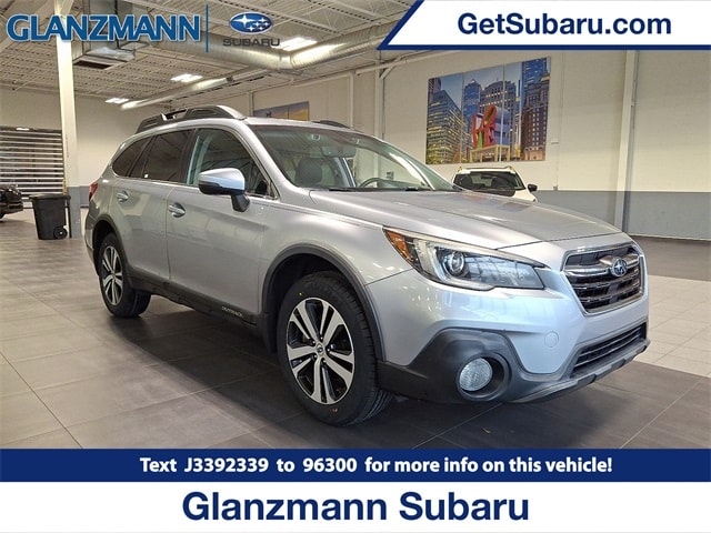 2018 Subaru Outback Limited's photo