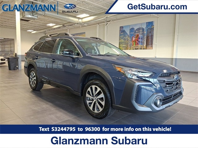 2025 Subaru Outback Premium's photo