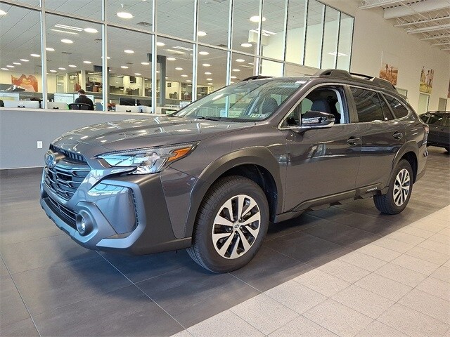 2025 Subaru Outback Premium photo 2