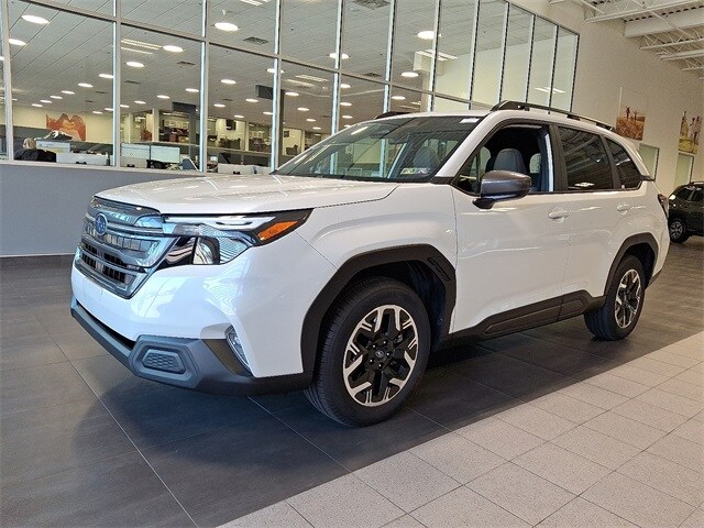 2025 Subaru Forester Premium photo 3