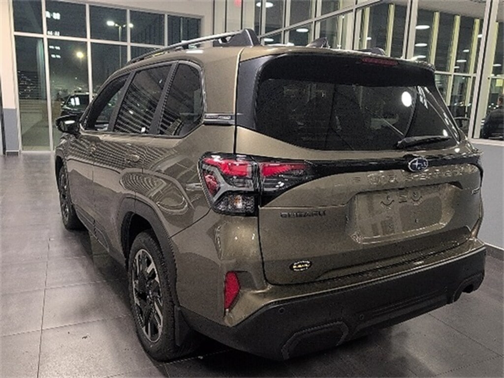 New 2025 Subaru Forester Limited Hybrid SUV