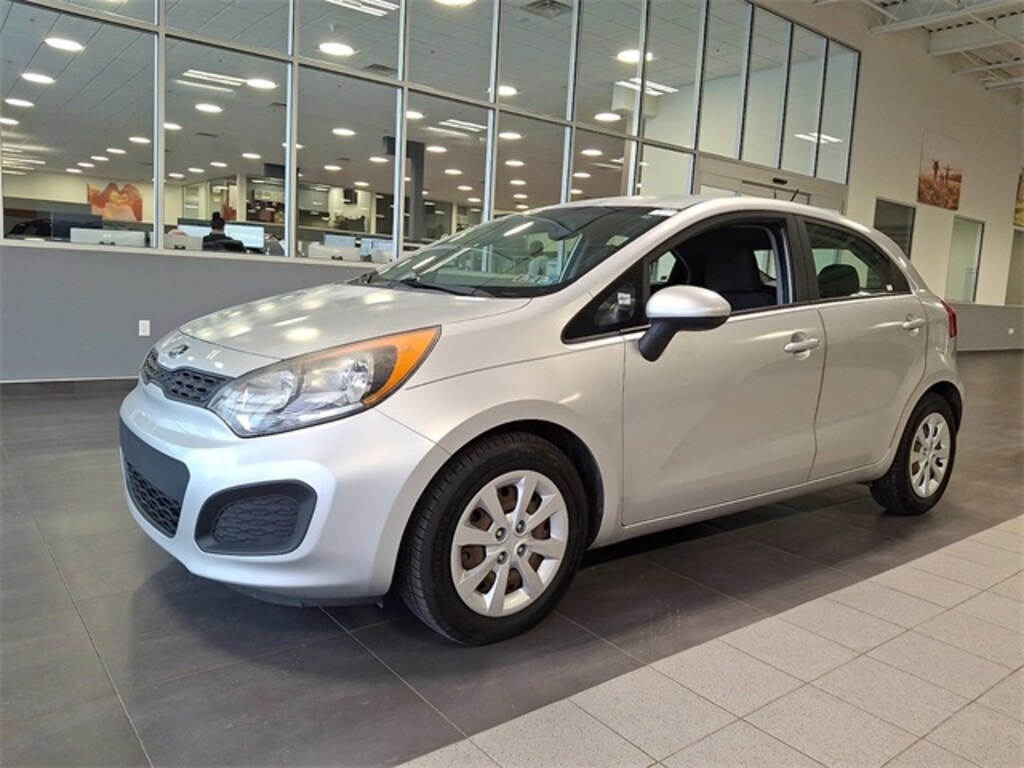 Used 2013 Kia Rio LX Hatchback