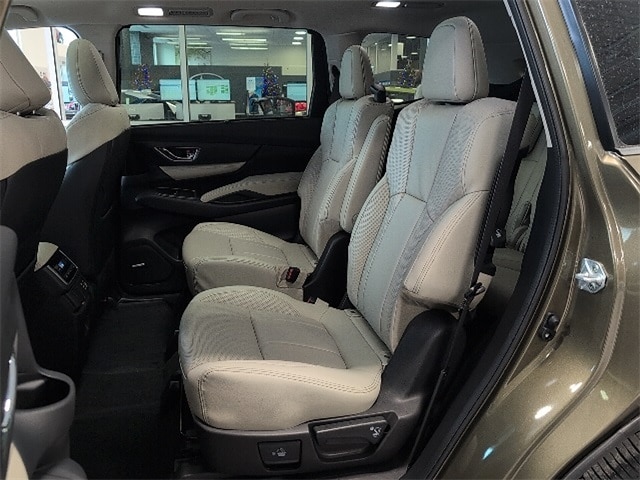 2026 Subaru Ascent Limited - Photo 12