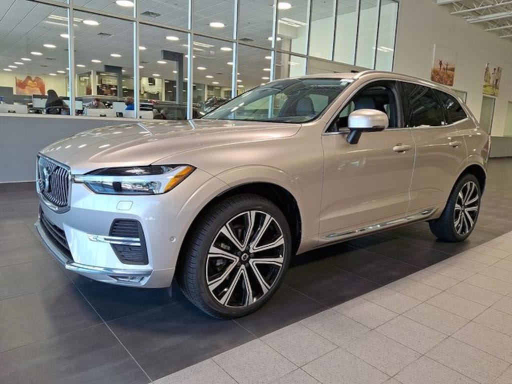 Used 2023 Volvo XC60 B5 Ultimate Bright Theme SUV