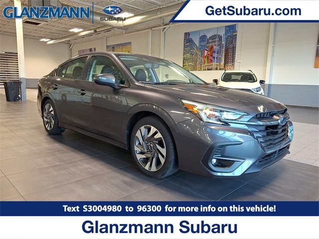 2025 Subaru Legacy Limited's photo