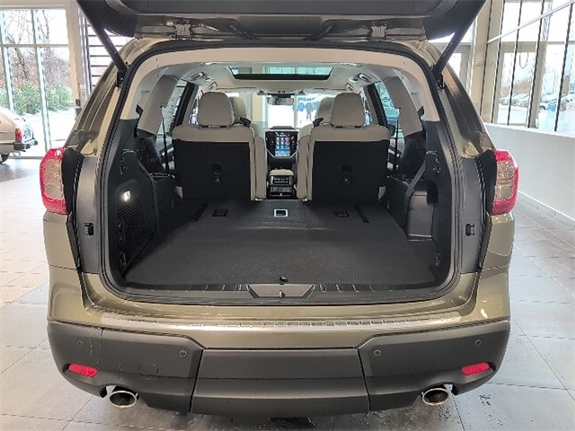 2026 Subaru Ascent Limited - Photo 7