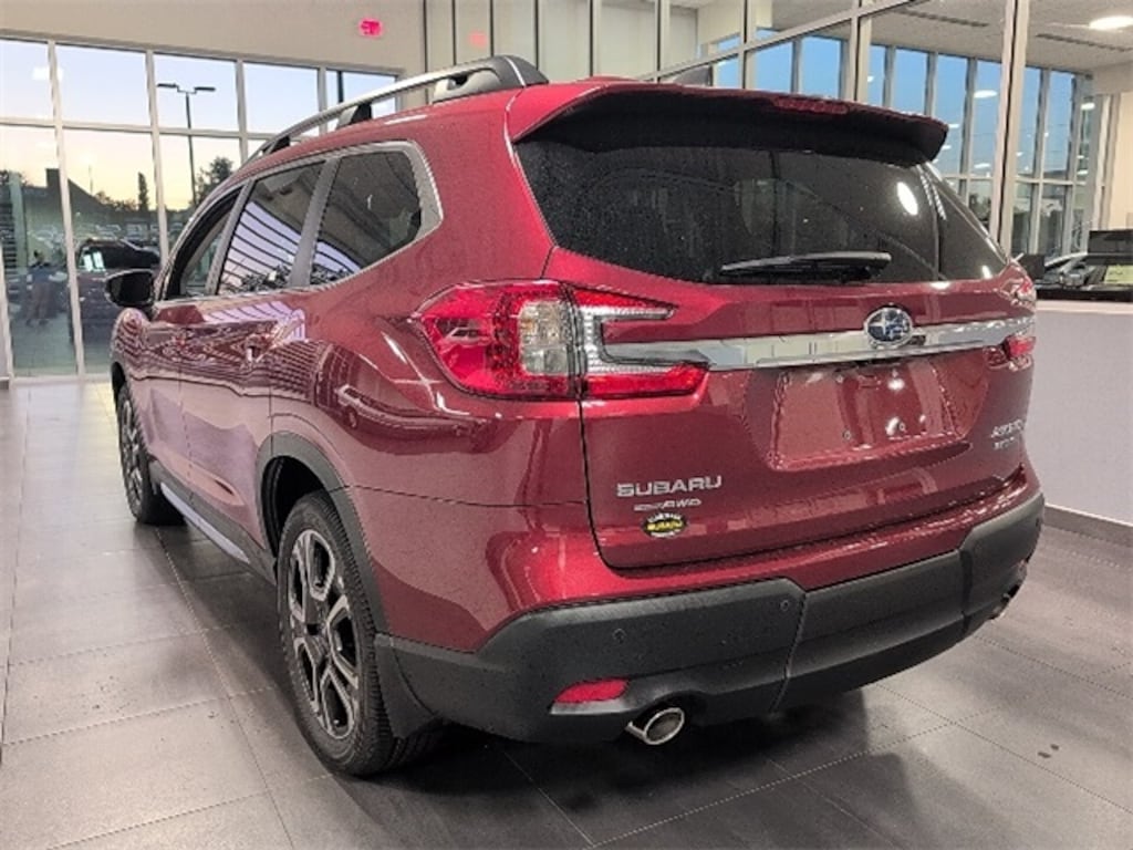 New 2025 Subaru Ascent Limited 7-Passenger SUV