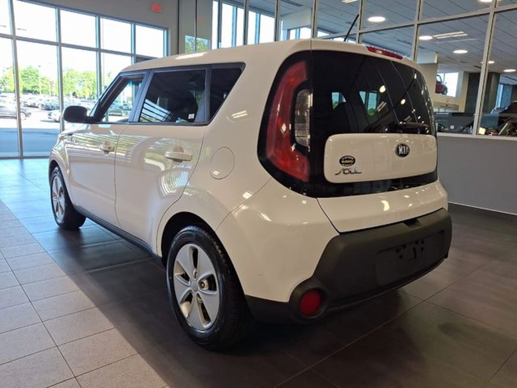 Used 2015 Kia Soul Base Hatchback