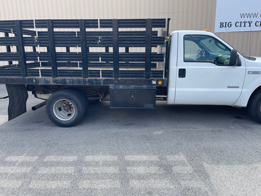 2006 Ford F-350 photo 2