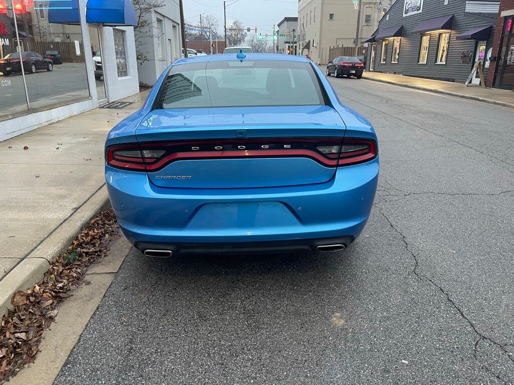 2023 Dodge Charger SXT photo 4