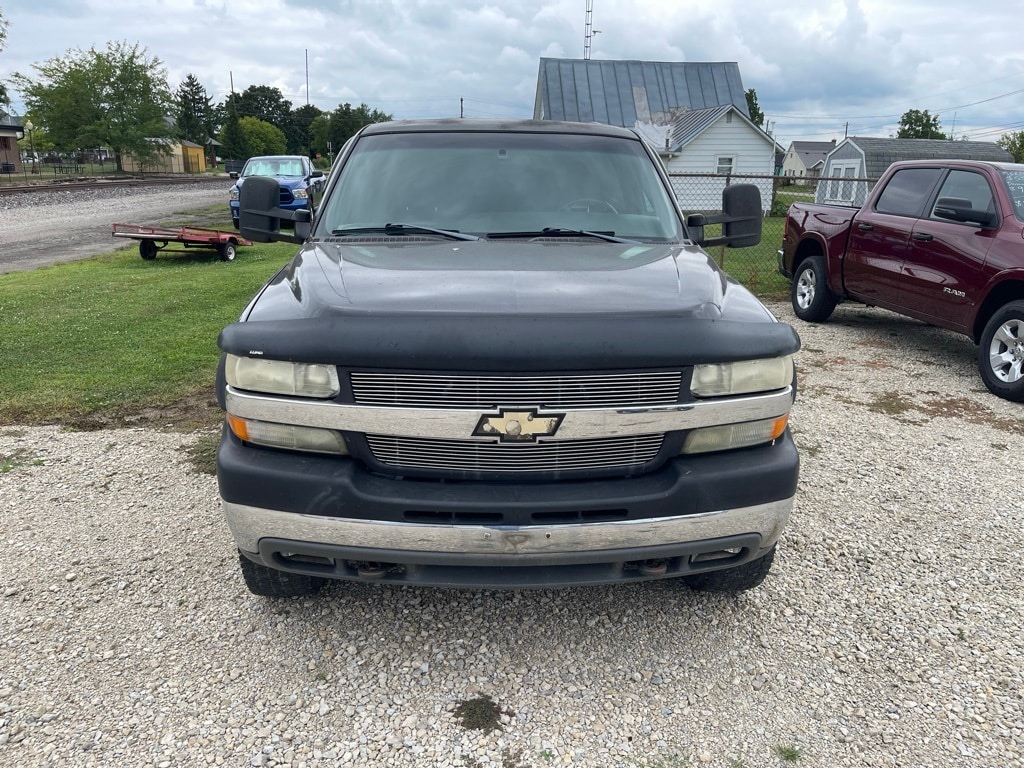Used 2001 Chevrolet Silverado LS with VIN 1GCHK23G81F151281 for sale in Dunkirk, IN