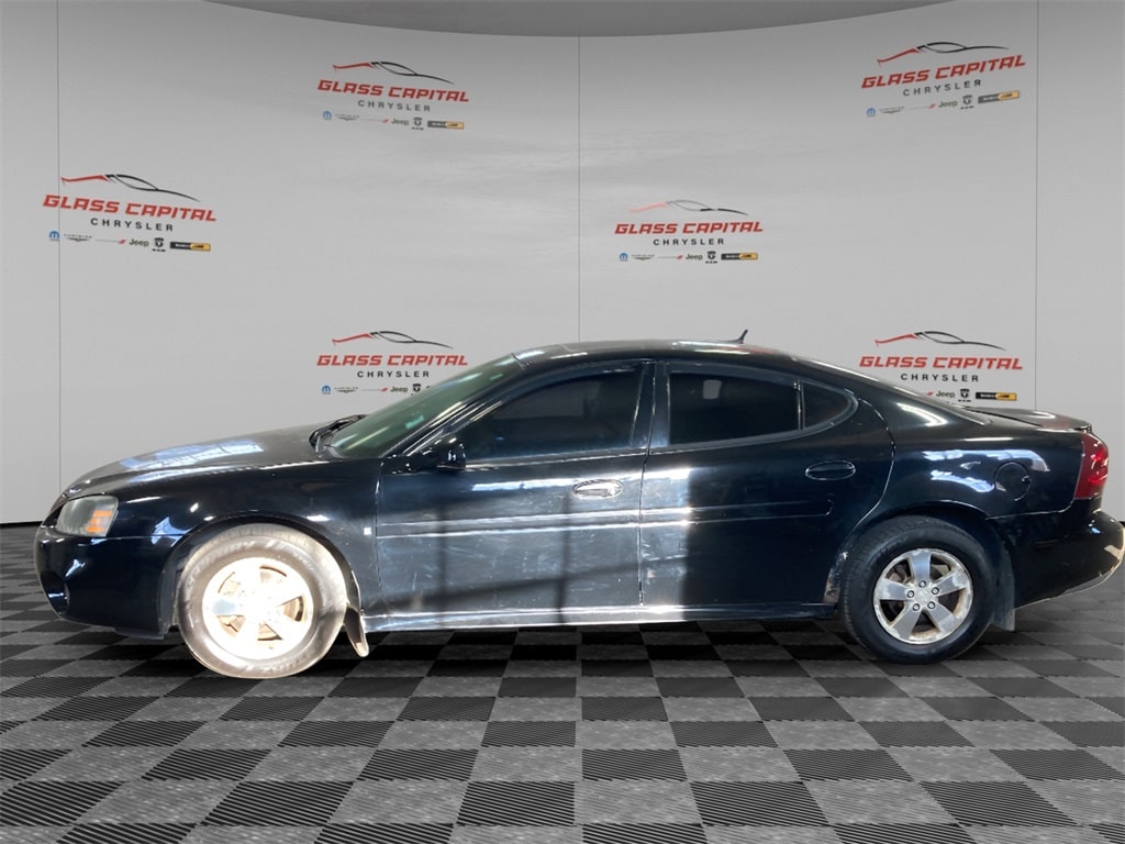Used 2007 Pontiac Grand Prix Base Sedan