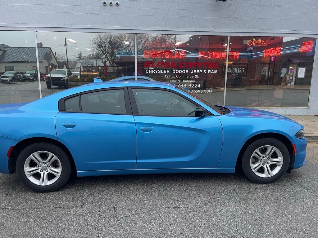 2023 Dodge Charger SXT photo 2