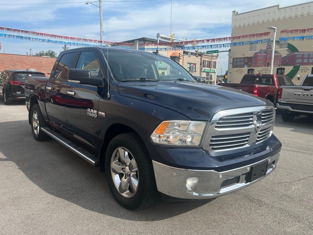 2017 Ram 1500 Big Horn photo 3
