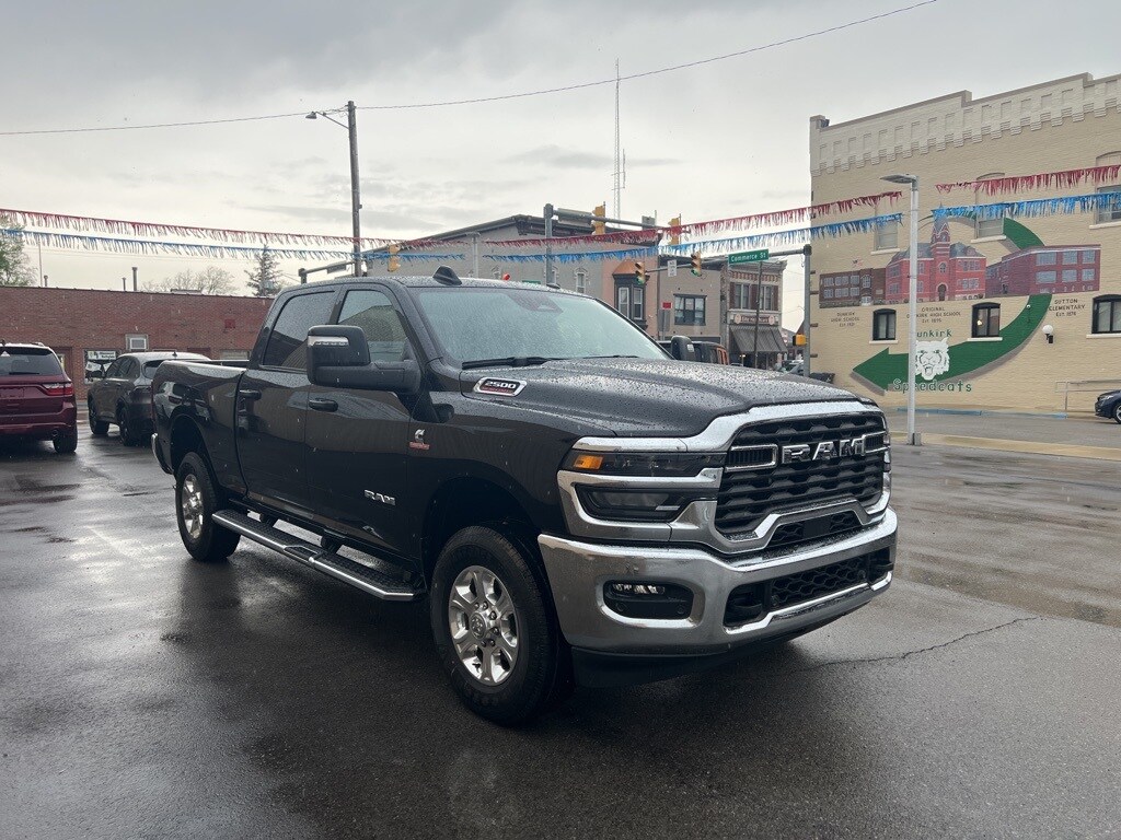 2025 Ram 2500 Big Horn photo 3